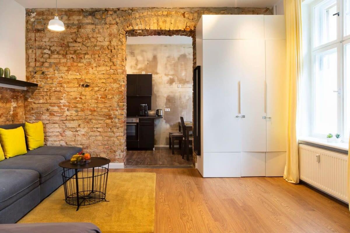Shabby Chic Plus Self Checkin And Free Street Parking Берлин Экстерьер фото